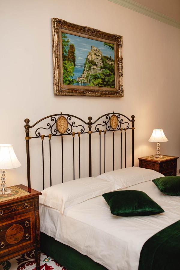 Delfini Trevi House Hotel Róma Kültér fotó