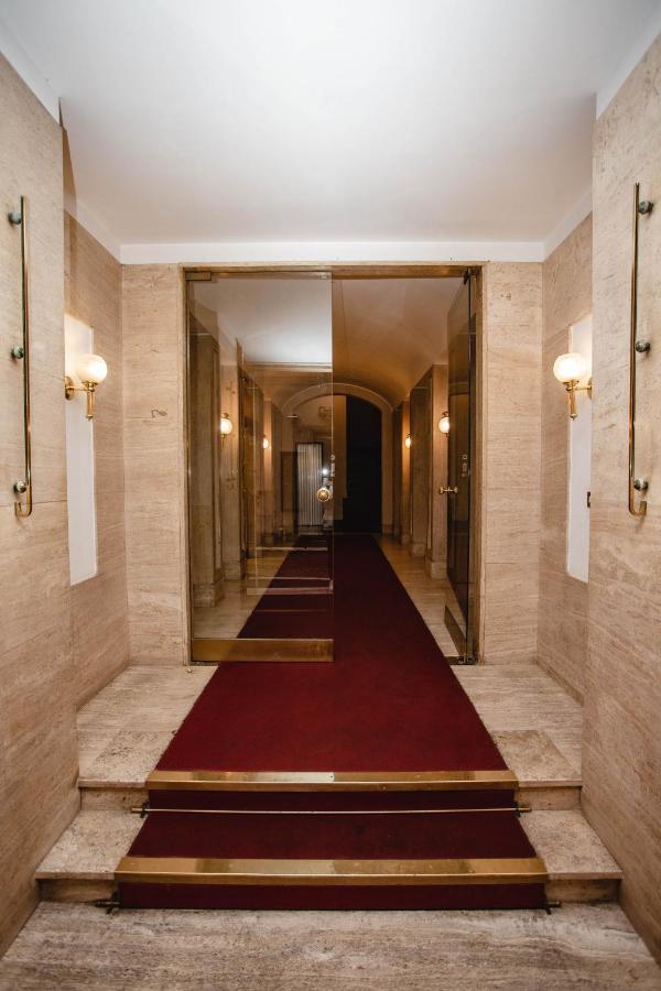 Delfini Trevi House Hotel Róma Kültér fotó