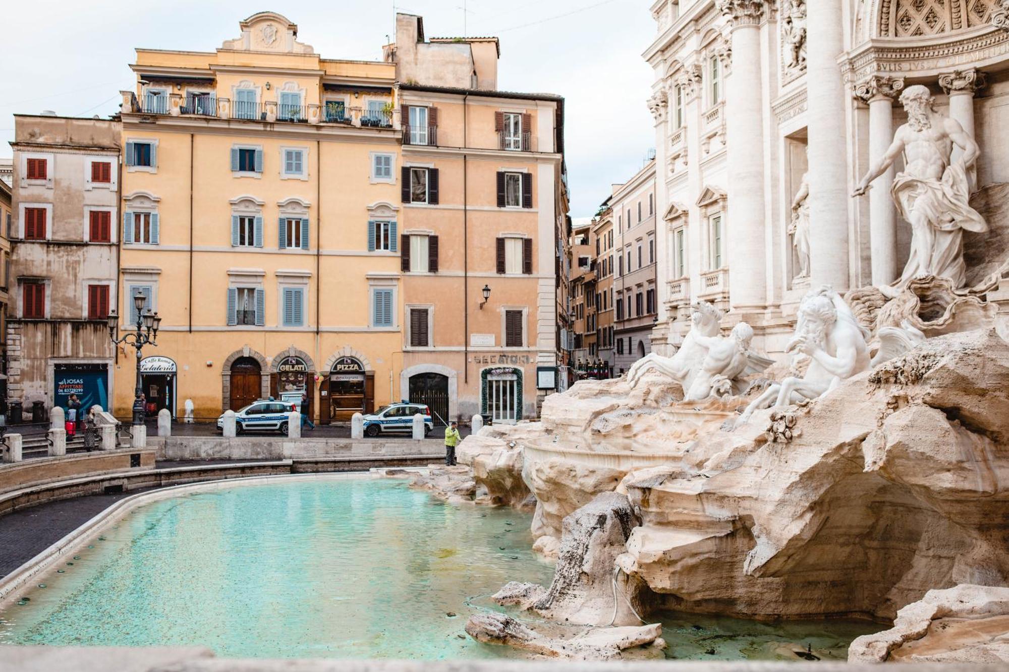 Delfini Trevi House Hotel Róma Kültér fotó